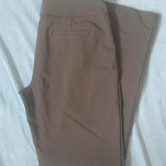 Style & Co Pull on Pants - Picture 2 of 4